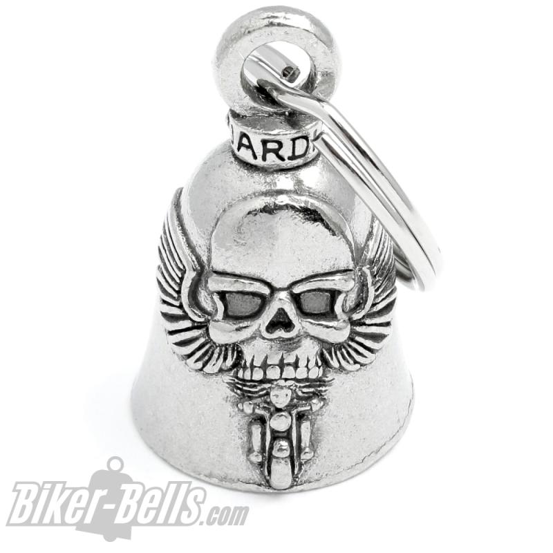 Großer Totenkopf mit Flügel schwebt über Motorradfahrer Ghost Rider Guardian Bell Großer Totenkopf mit Flügel schwebt über Motorradfahrer Ghost Rider Guardian Bell